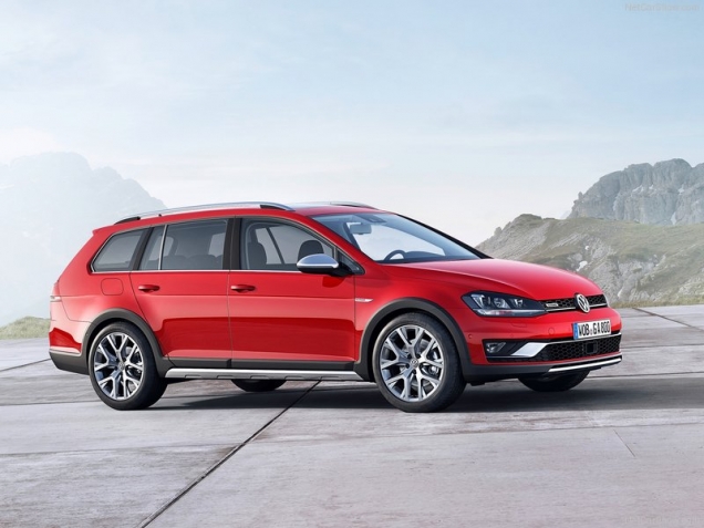  Volkswagen Golf Alltrack:   