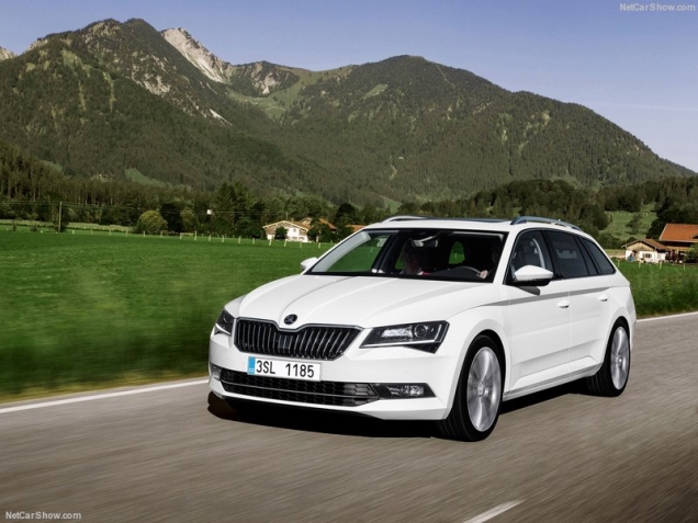 Skoda Superb Combi:   