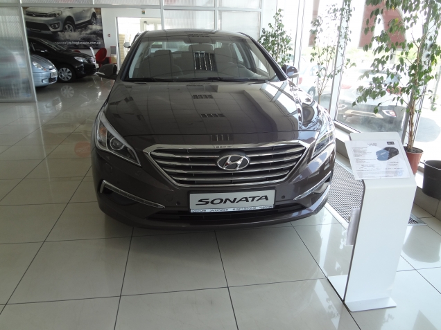     - Hyundai Sonata    - Ż!