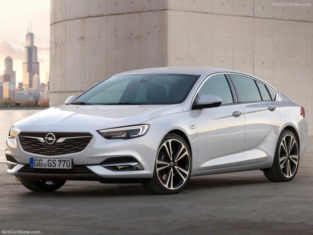  Opel    Insignia