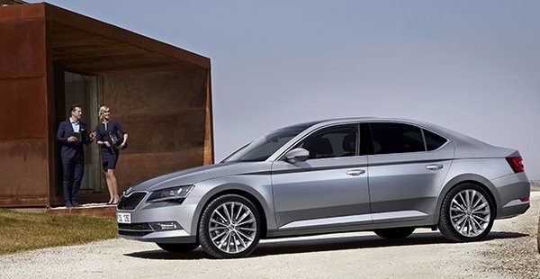      Skoda Superb