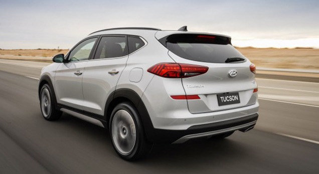  Hyundai Tucson:     