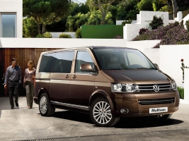 Volkswagen Multivan:  