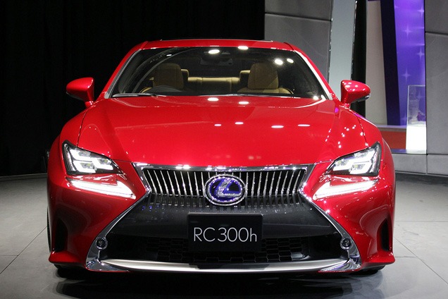  Lexus RC    