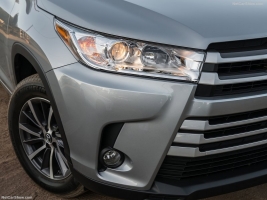  Toyota Highlander 2017: , 