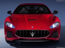  Maserati GranTurismo 2018     -  