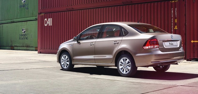 -     : NEW Volkswagen Polo sedan    !