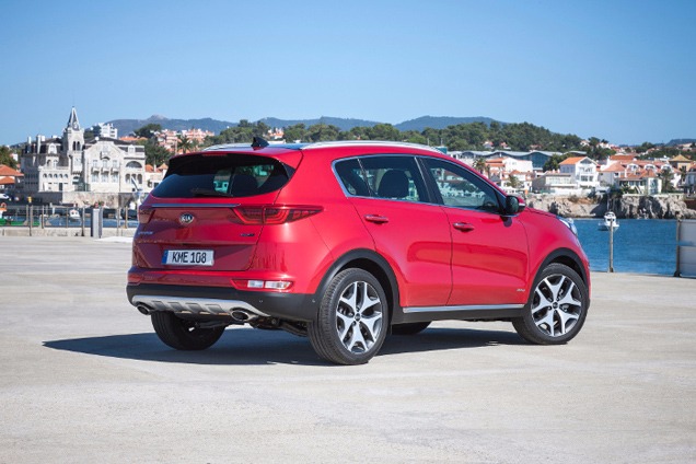   !  Kia Sportage:   !