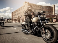 :  Harley-Davidson Fat Bob 2014