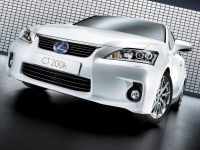   Lexus CT 200h    2016 