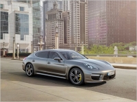 Porsche   Panamera Turbo S