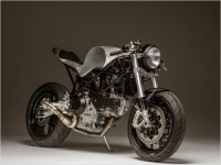 - Ducati 900SS  Atom Bomb