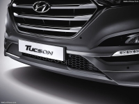       Hyundai Tucson!