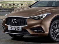     Infiniti Q30  