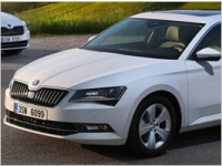  Skoda Superb GreenLine  3,7   