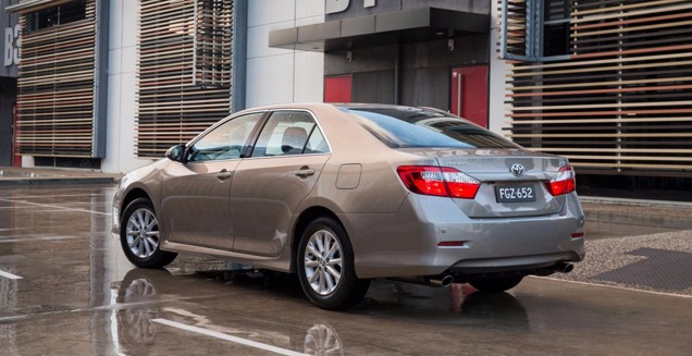   Toyota     Aurion 2015  