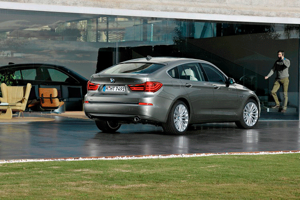 BMW 5-Series 2013