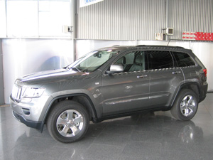 Jeep Compass, Jeep Grand Cherokee . 