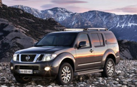 Nissan Pathfinder . 